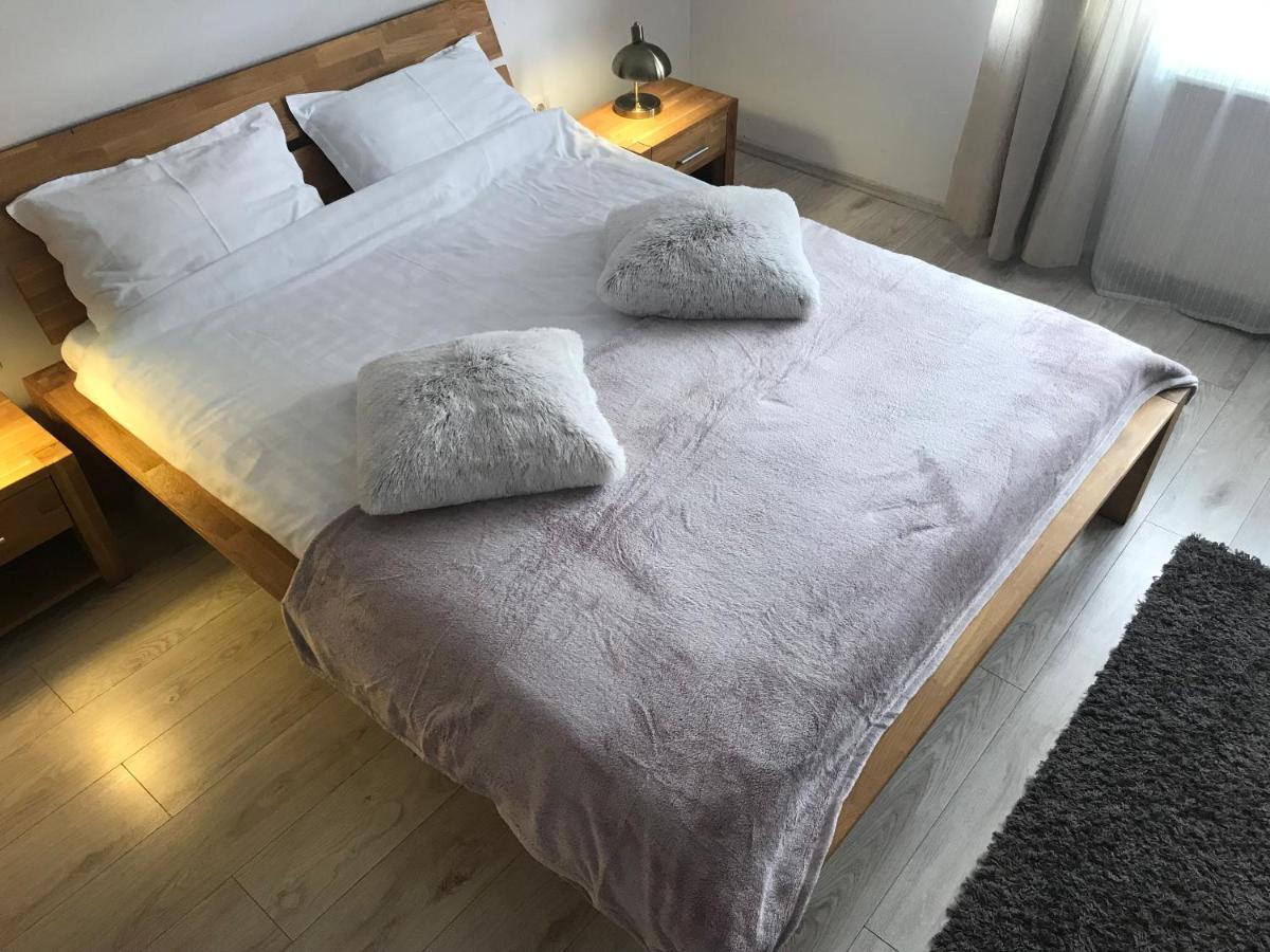 Apartament Modern Brasov Bagian luar foto