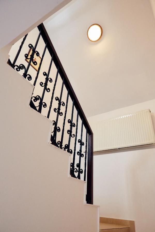 Apartament Modern Brasov Bagian luar foto