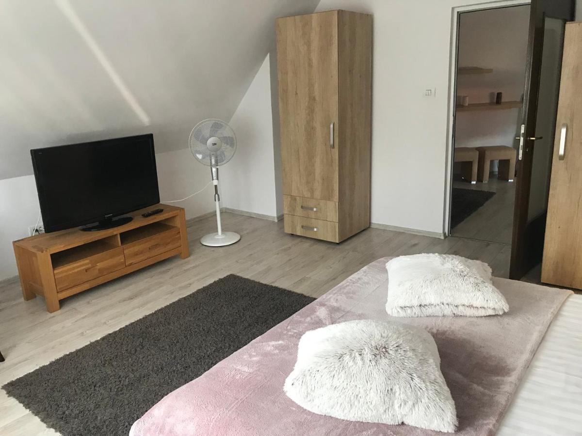 Apartament Modern Brasov Bagian luar foto