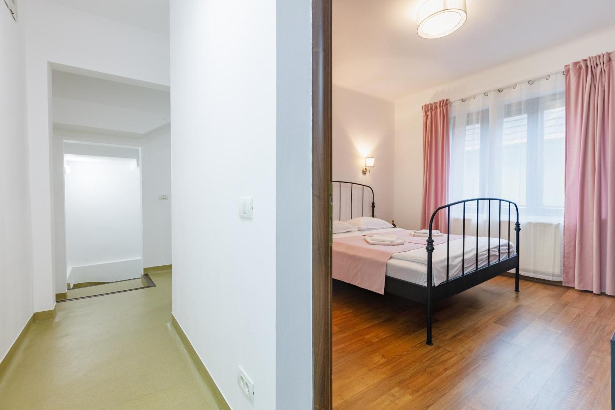 Apartament Modern Brasov Bagian luar foto