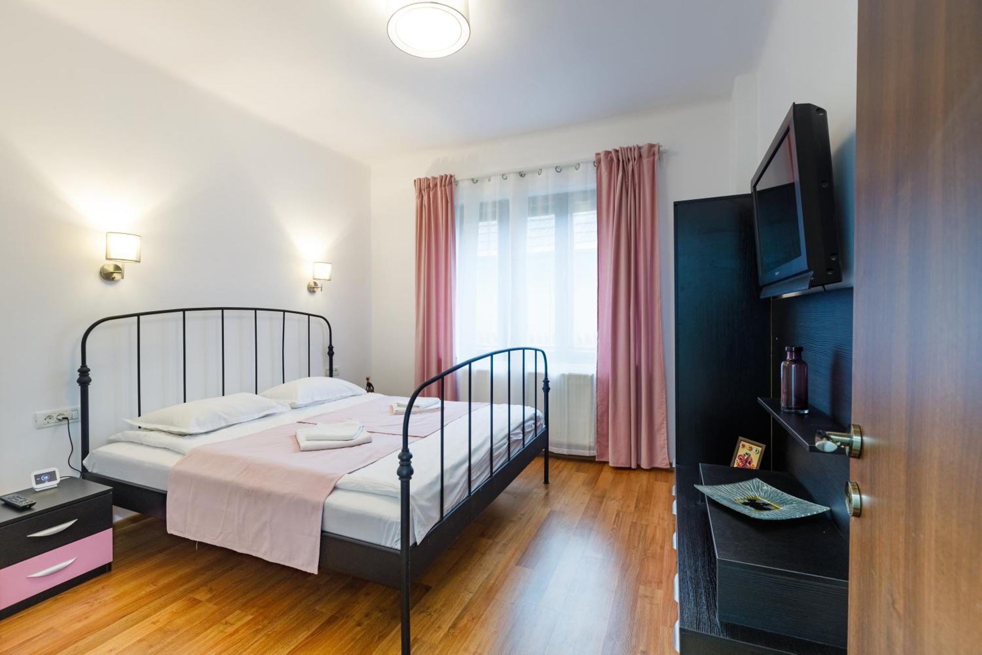 Apartament Modern Brasov Bagian luar foto